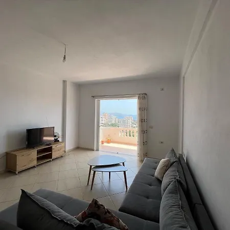 Xhino'S Apartments Apartment *