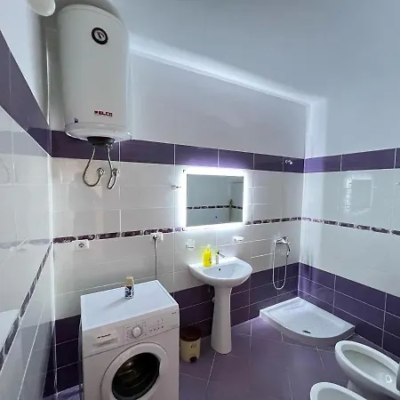 Xhino'S Apartments