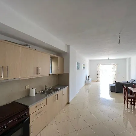 Xhino'S Apartments Apartmán Sarandë